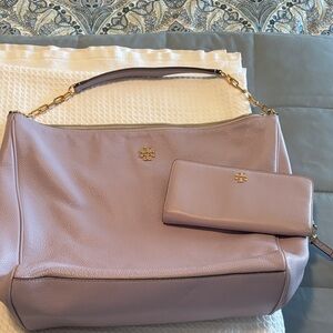 Like new - shows NO sign of wear